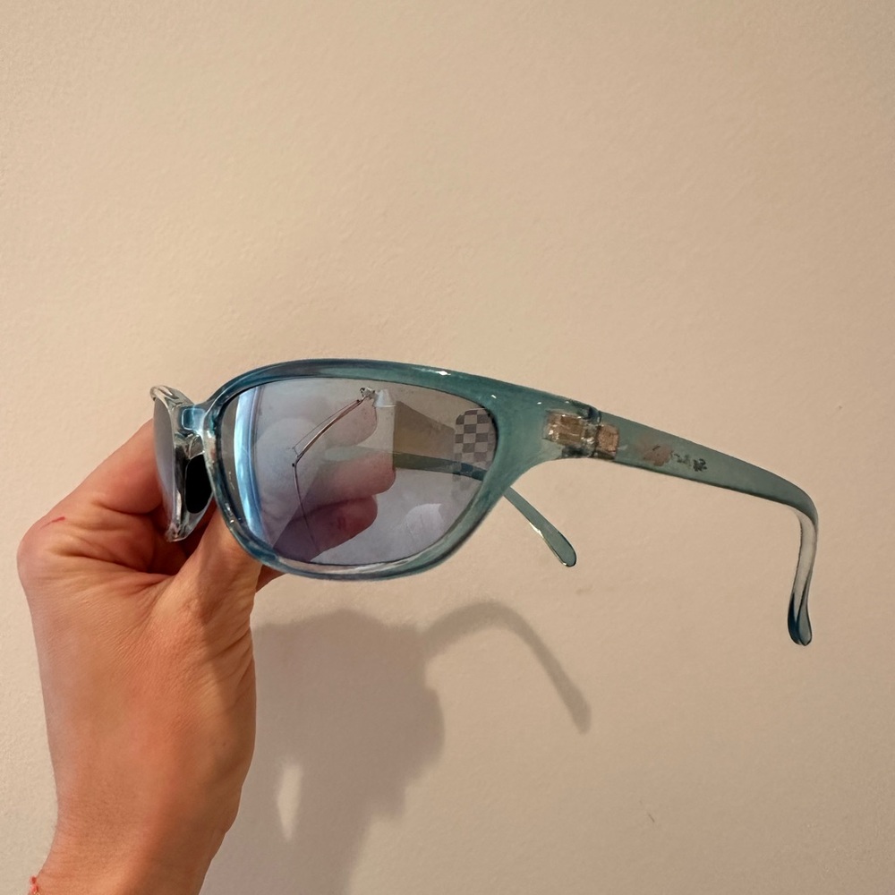 Vintage baby blue sunglasses - Picture 4 of 4